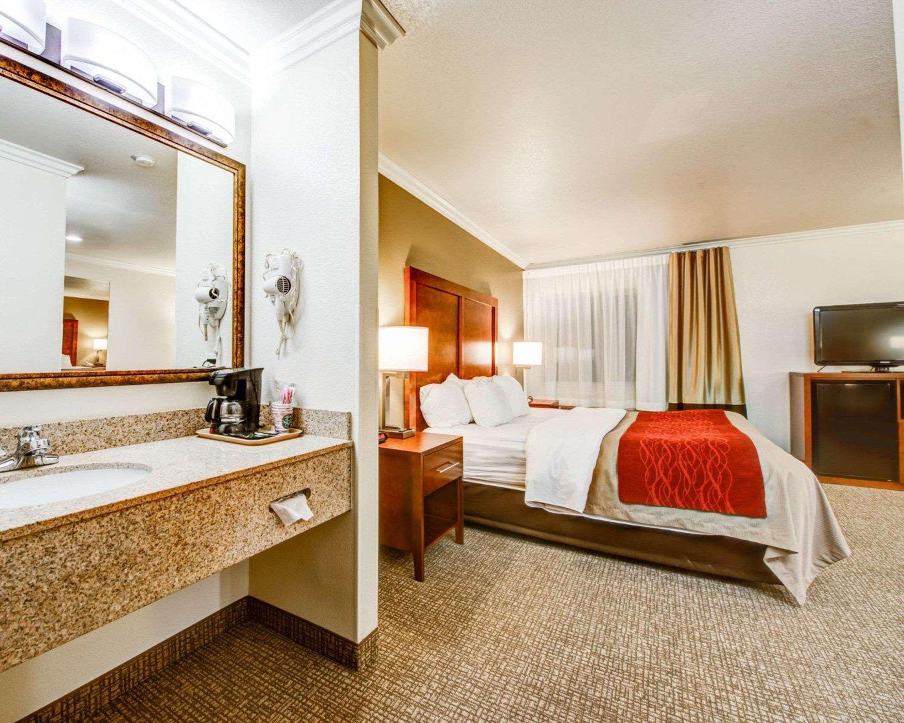 Comfort Inn Fontana Extérieur photo