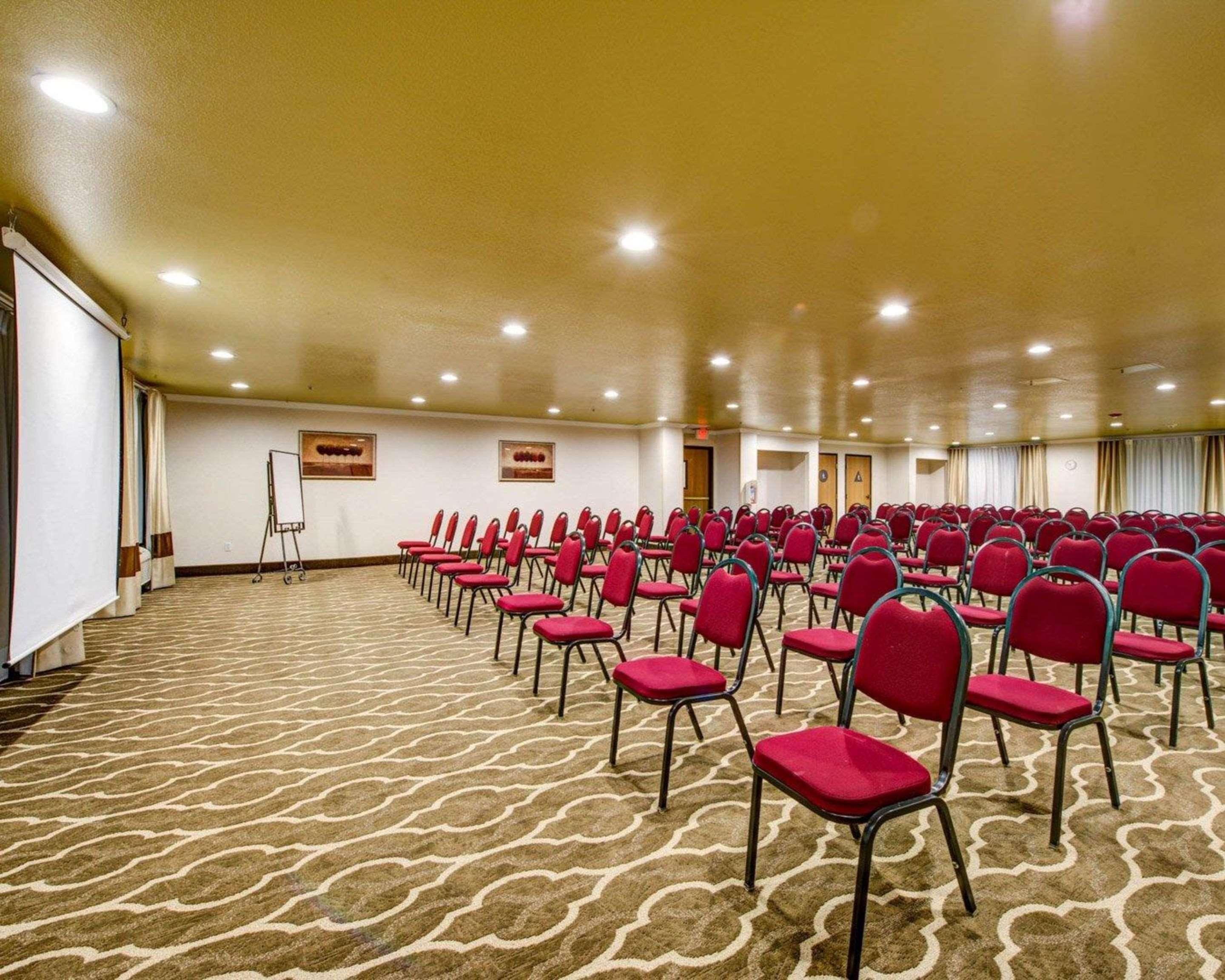 Comfort Inn Fontana Extérieur photo