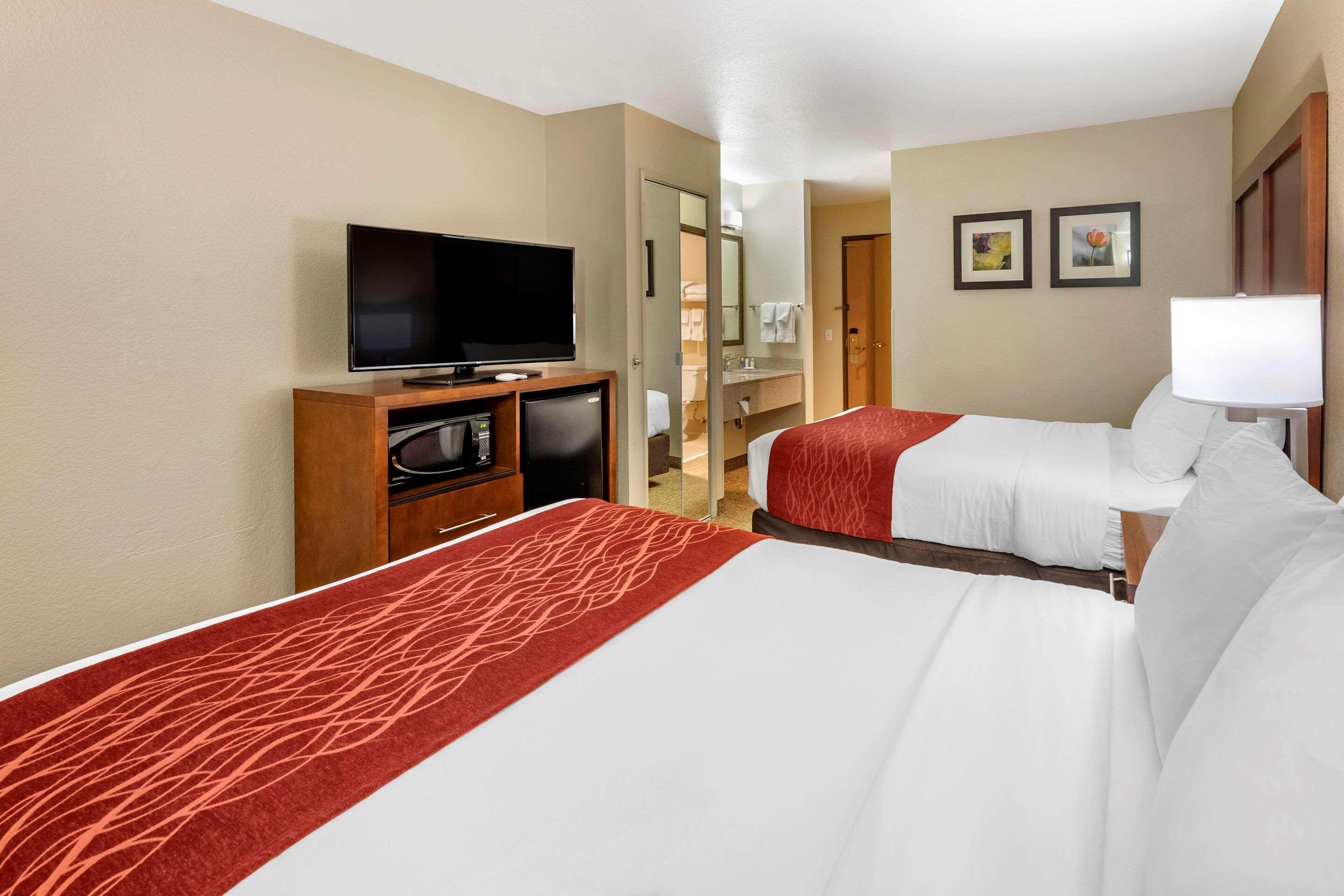 Comfort Inn Fontana Extérieur photo