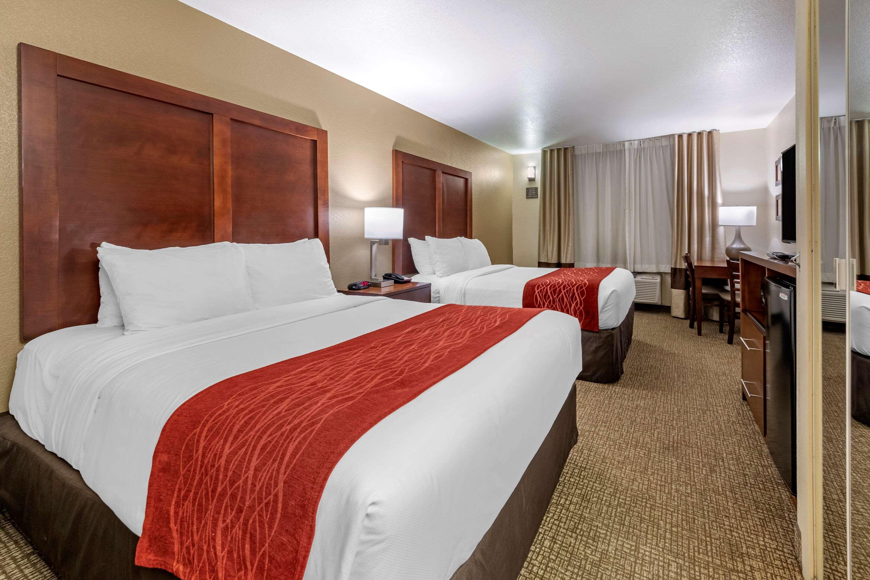 Comfort Inn Fontana Extérieur photo