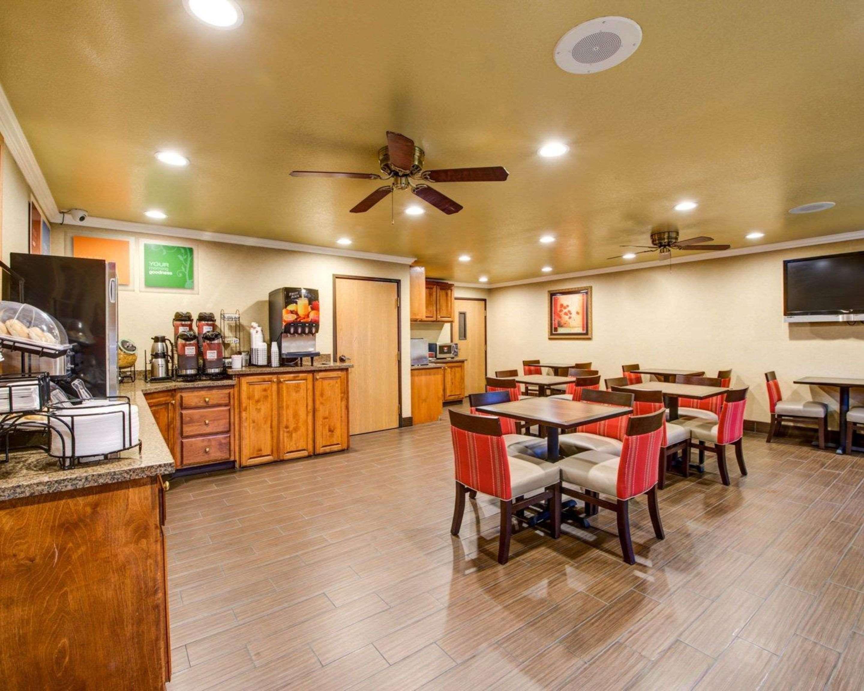 Comfort Inn Fontana Extérieur photo
