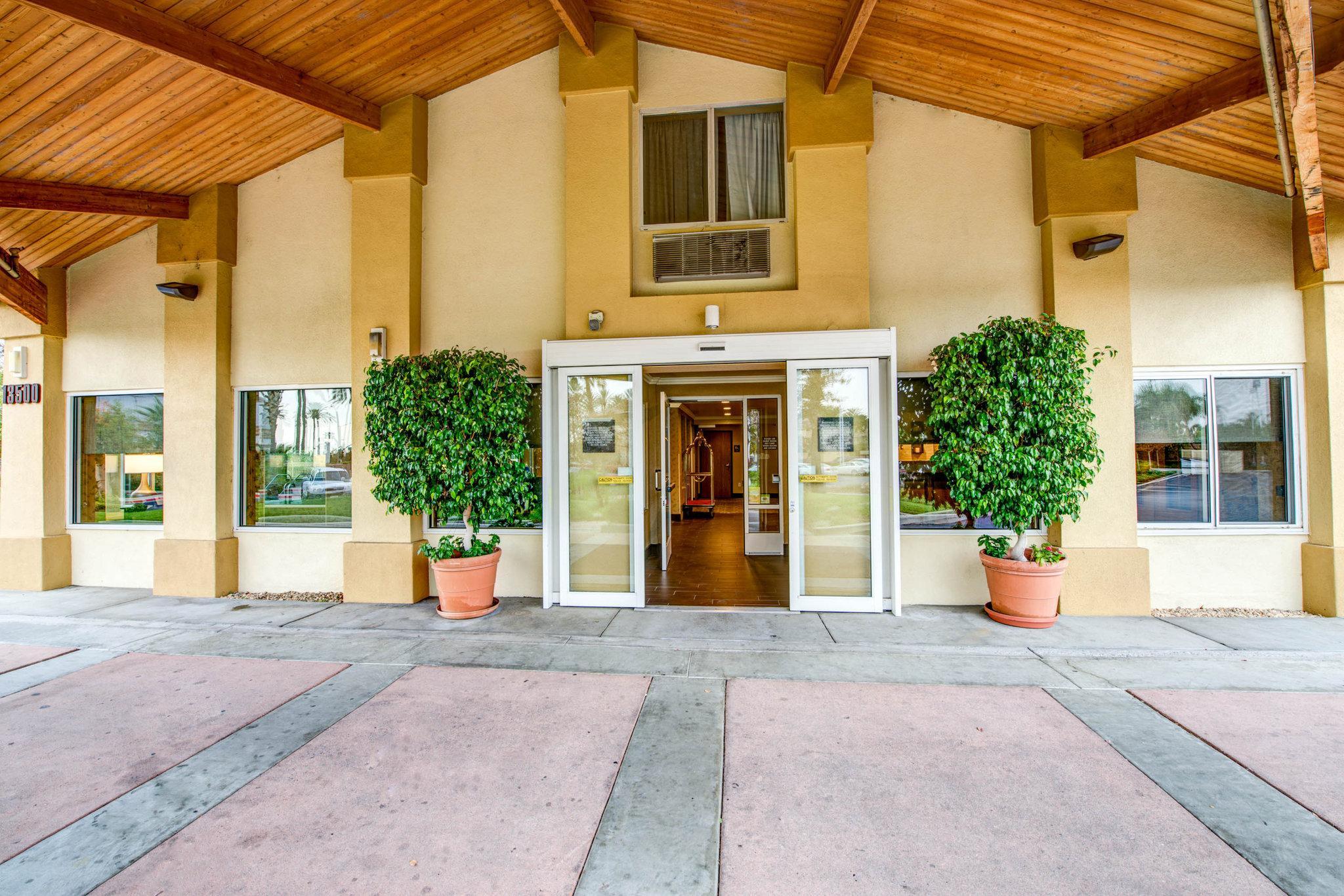 Comfort Inn Fontana Extérieur photo