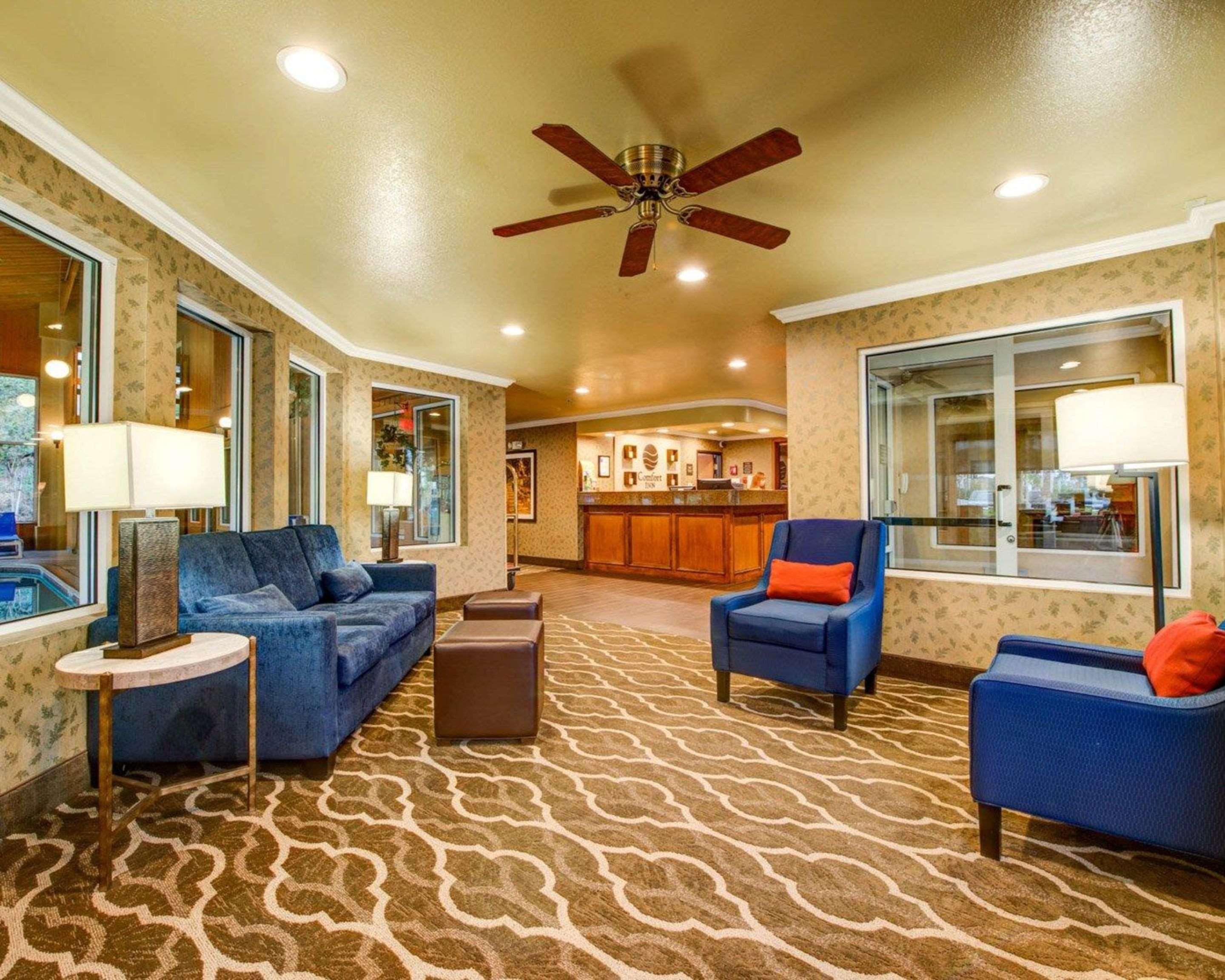 Comfort Inn Fontana Extérieur photo